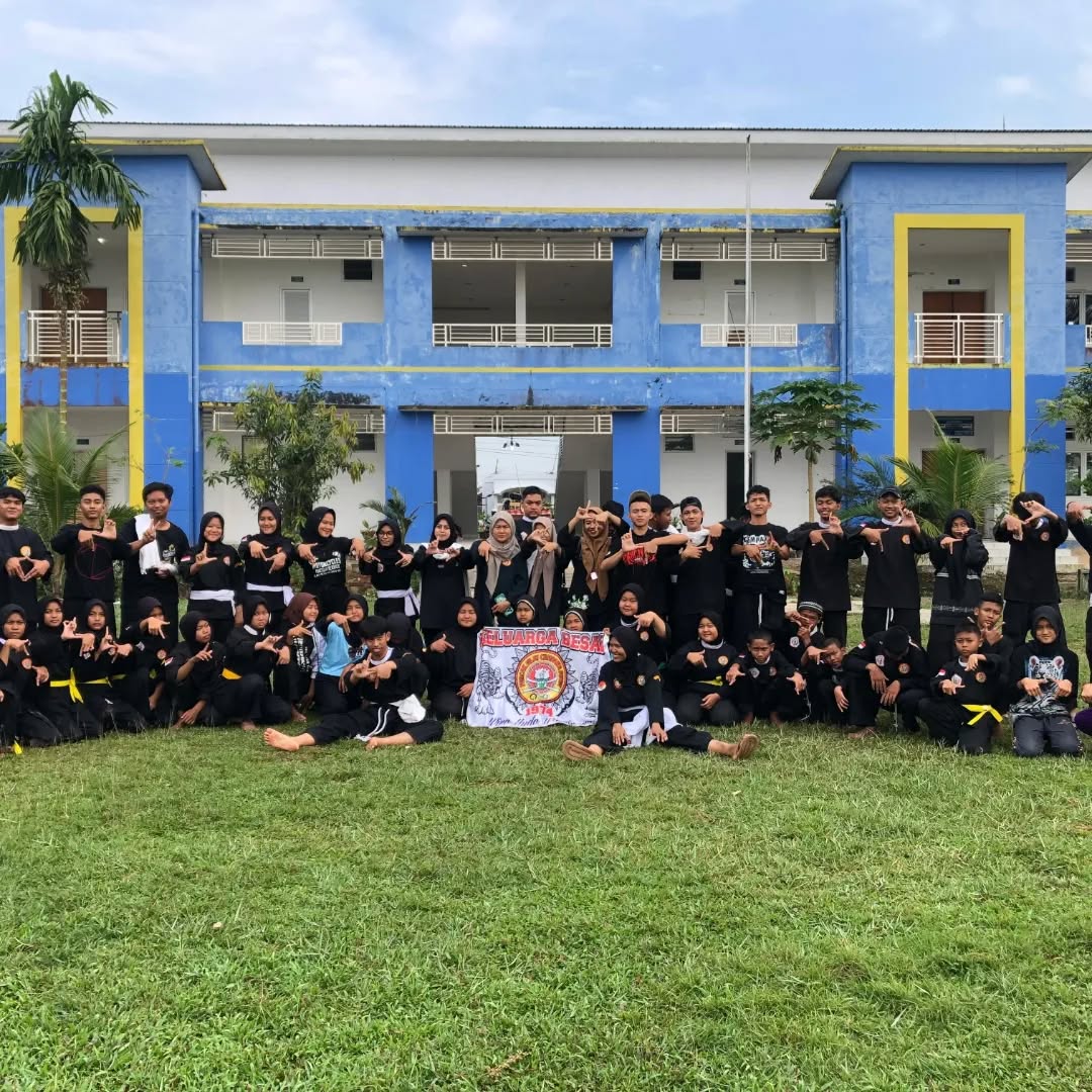 Kegiatan ekstrakulikuler pencak silat spanduga